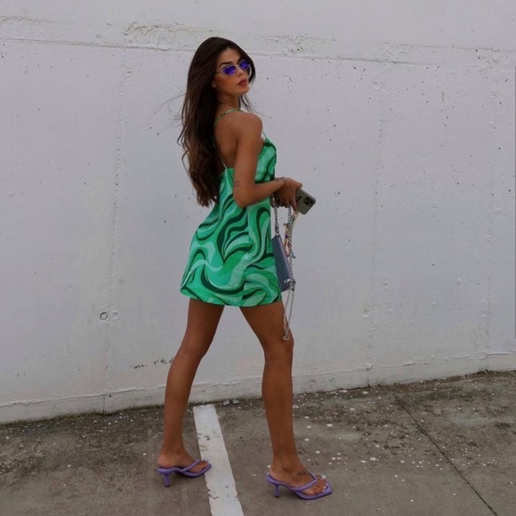 Zara Flowy Mini Swirl Green Satin Dress - Picture 6 of 12